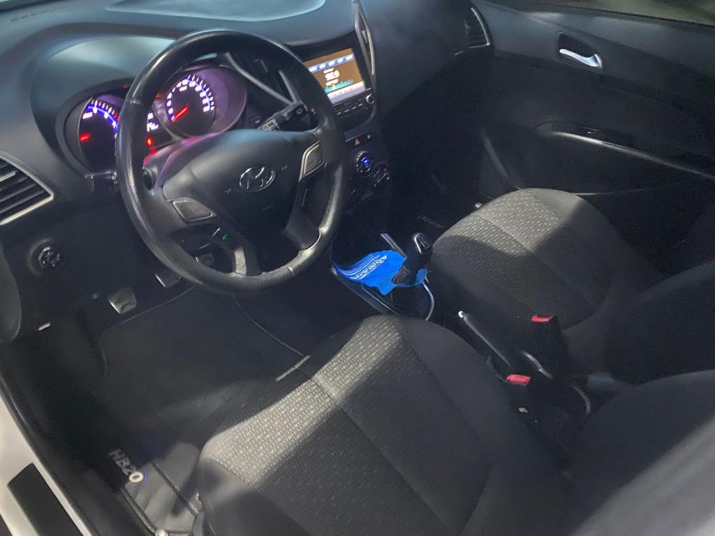 HYUNDAI HB 20 Hatch X - Foto