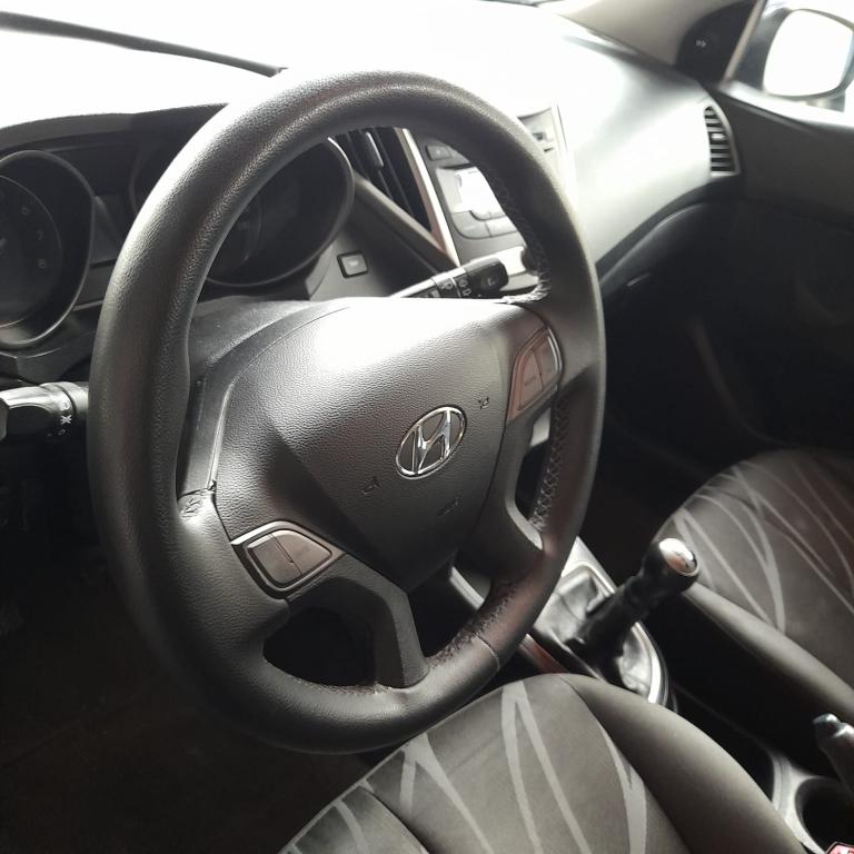 HYUNDAI HB 20 Hatch - Foto