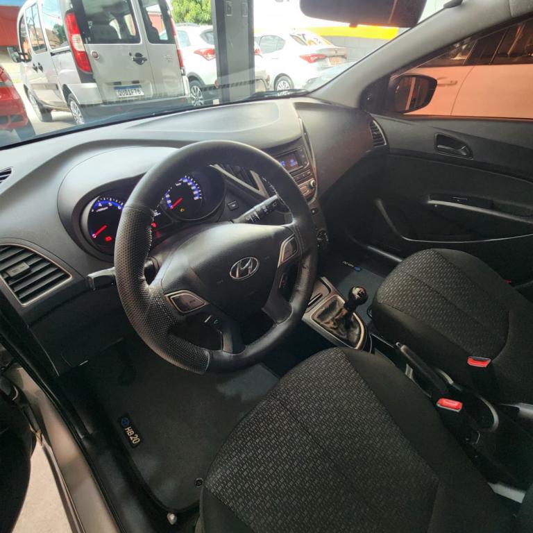 HYUNDAI HB 20 Hatch - Foto