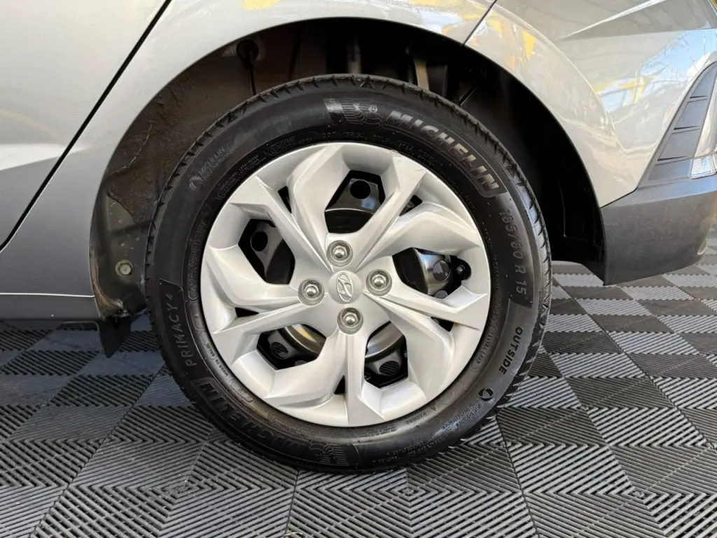 HYUNDAI HB 20 Hatch - Foto