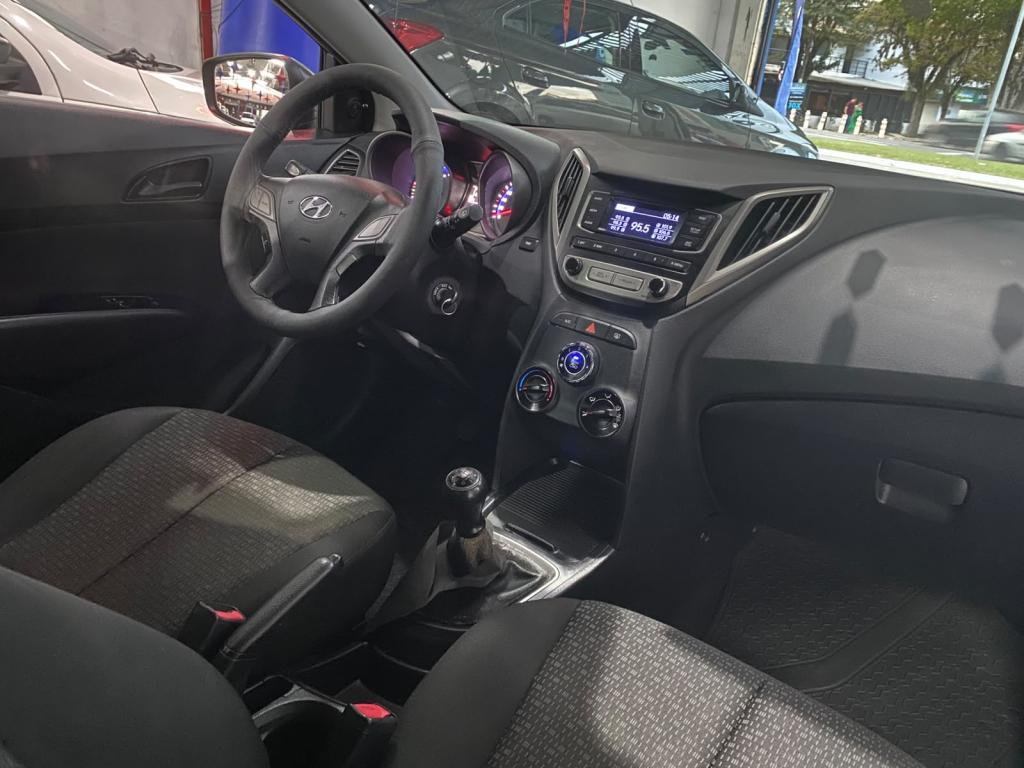 HYUNDAI HB 20 Hatch - Foto