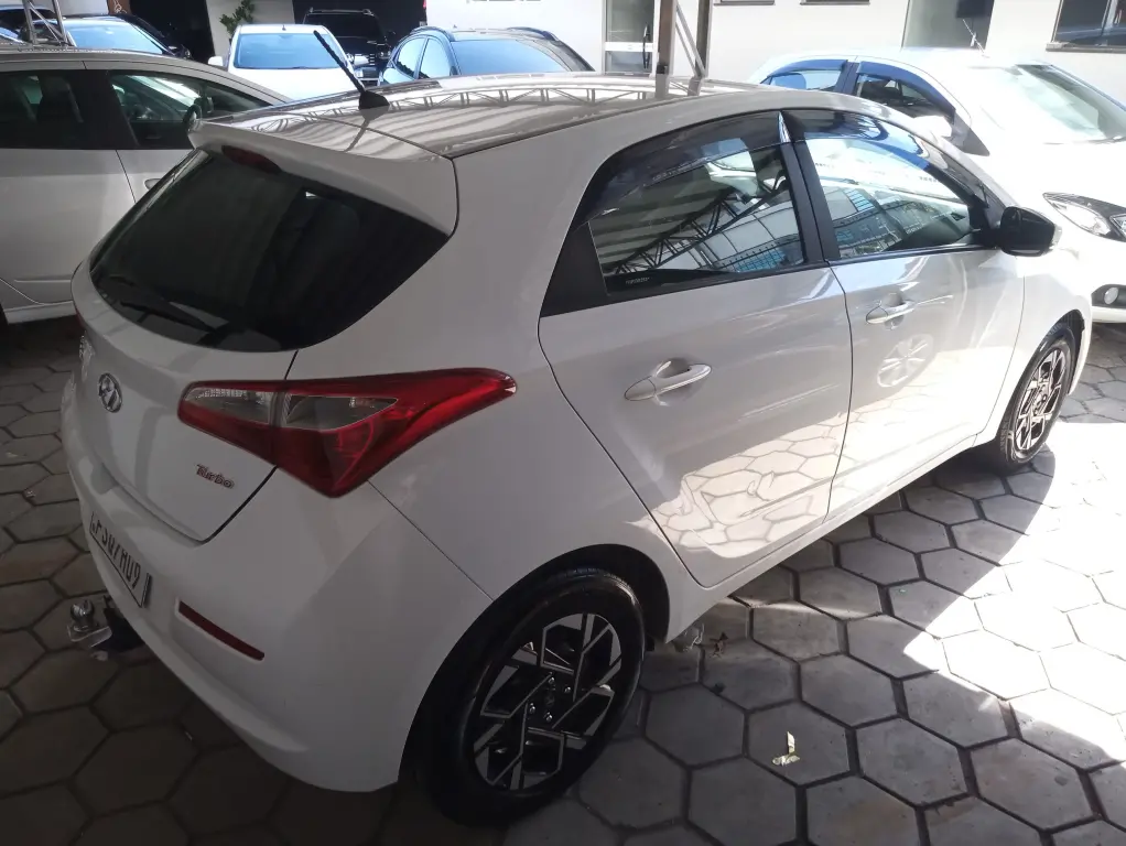 HYUNDAI HB 20 Hatch
