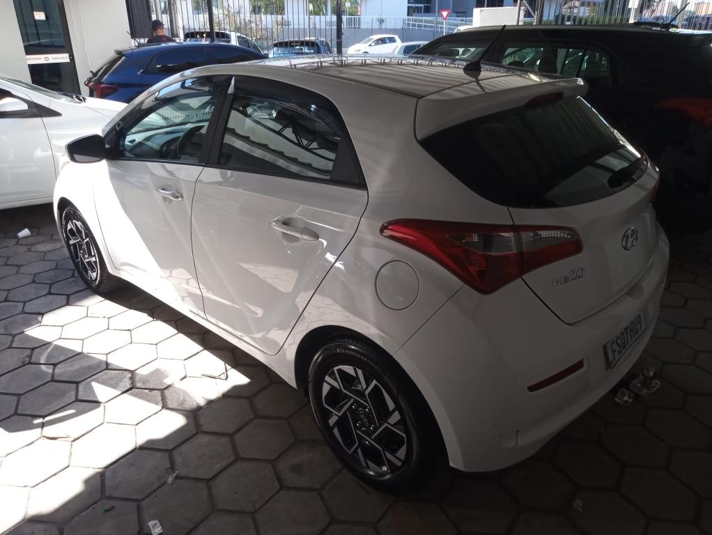 HYUNDAI HB 20 Hatch - Foto