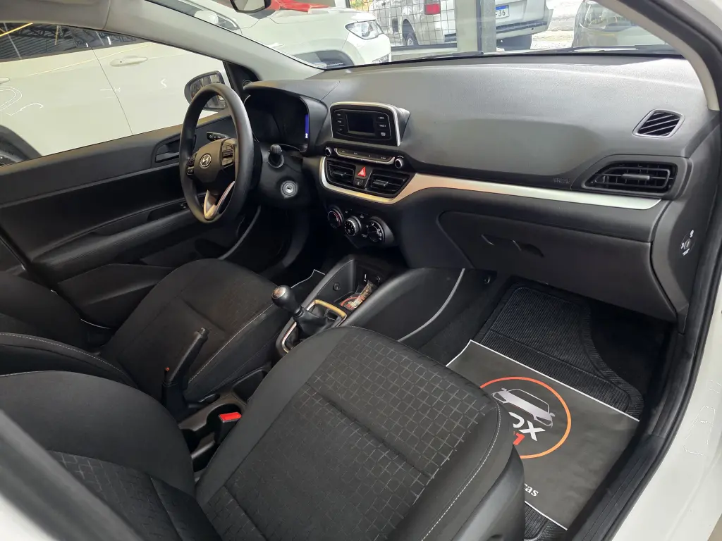 HYUNDAI HB 20 Hatch - Foto