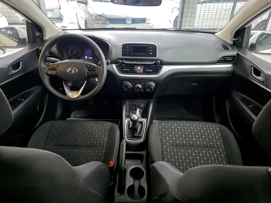 HYUNDAI HB 20 Hatch - Foto