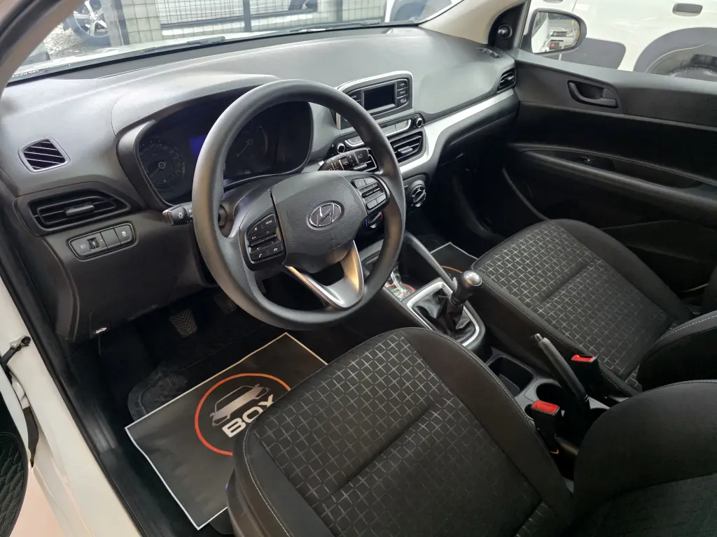 HYUNDAI HB 20 Hatch - Foto