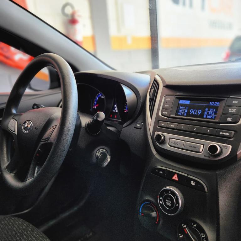HYUNDAI HB 20 Hatch - Foto
