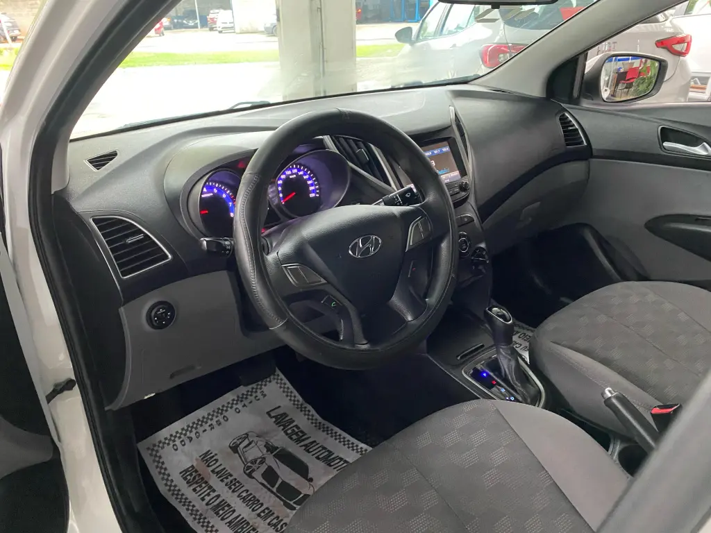 HYUNDAI HB 20 Sedan - Foto