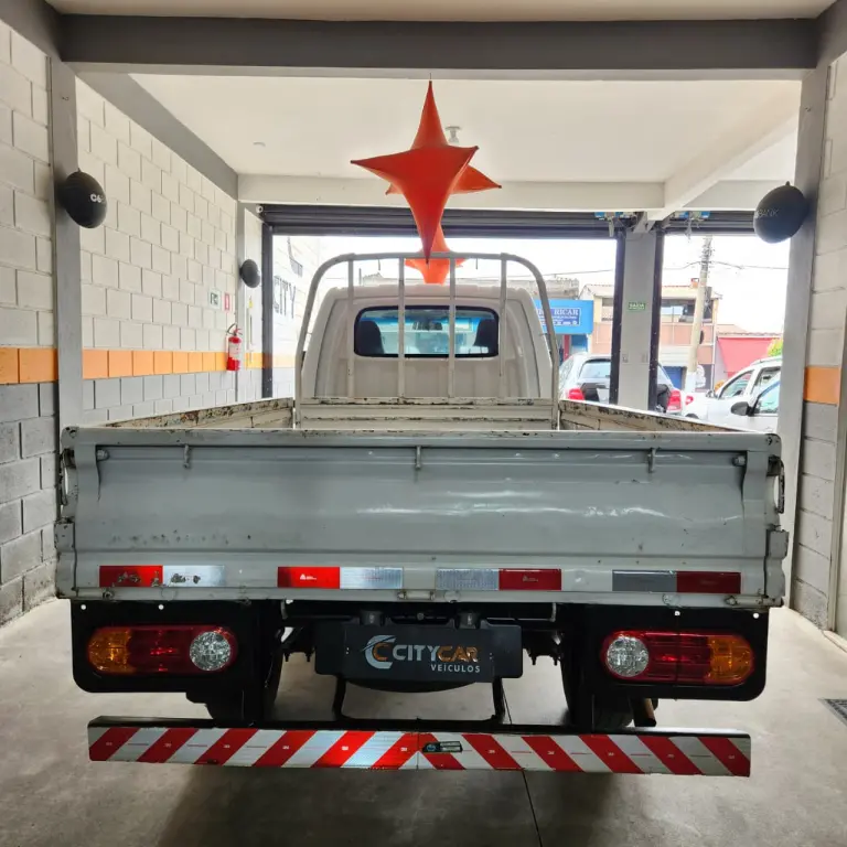 HYUNDAI HR - Foto