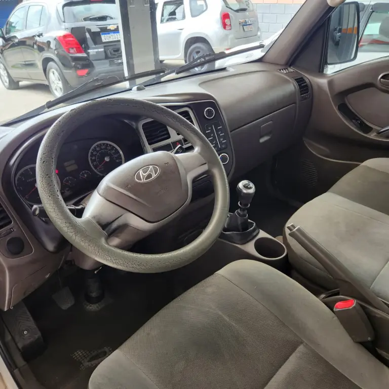 HYUNDAI HR - Foto