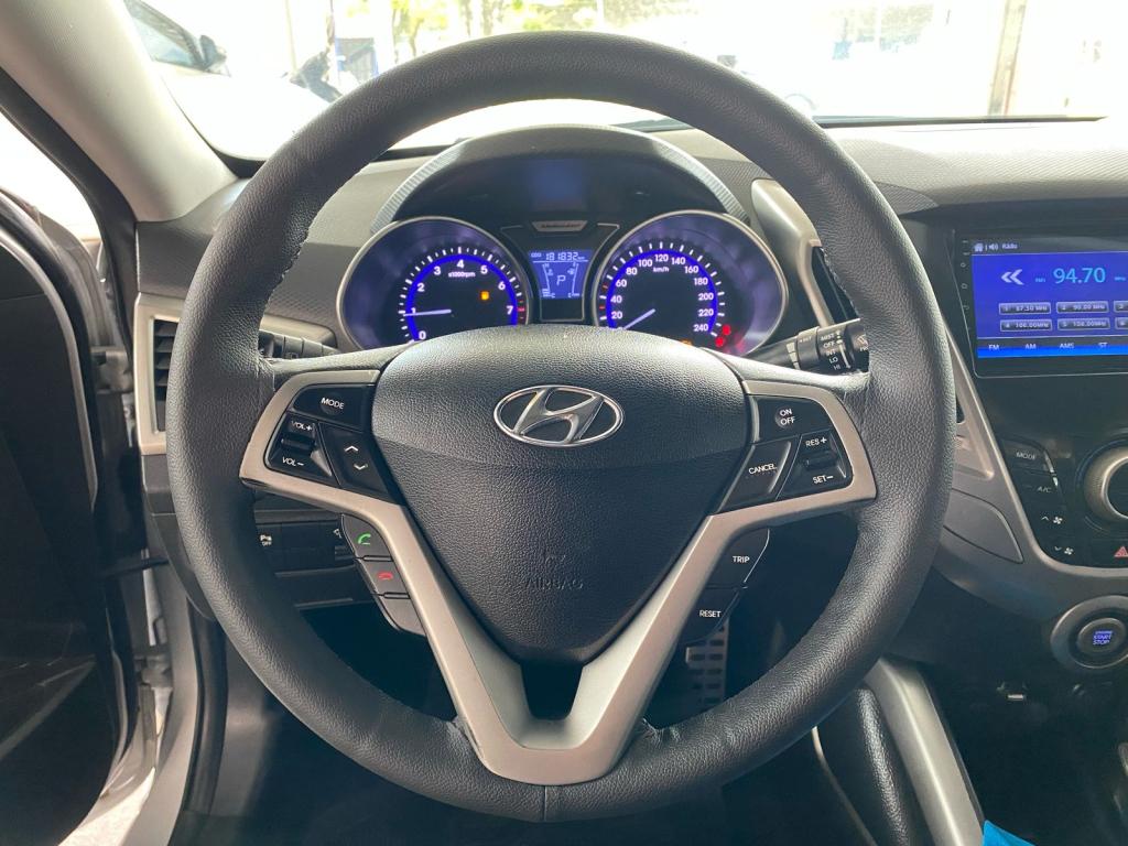 HYUNDAI Veloster - Foto