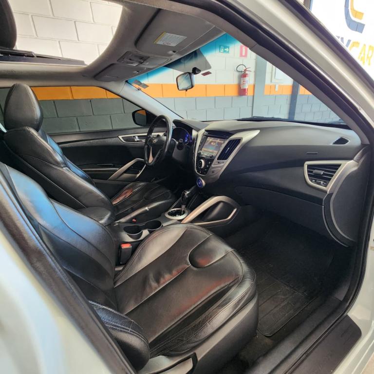 HYUNDAI Veloster - Foto
