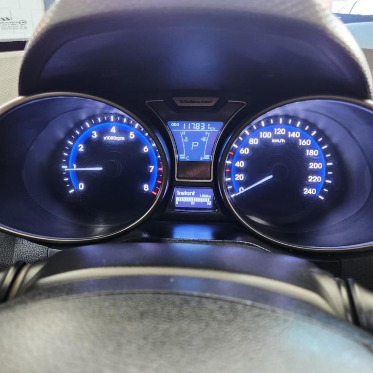 HYUNDAI Veloster - Foto