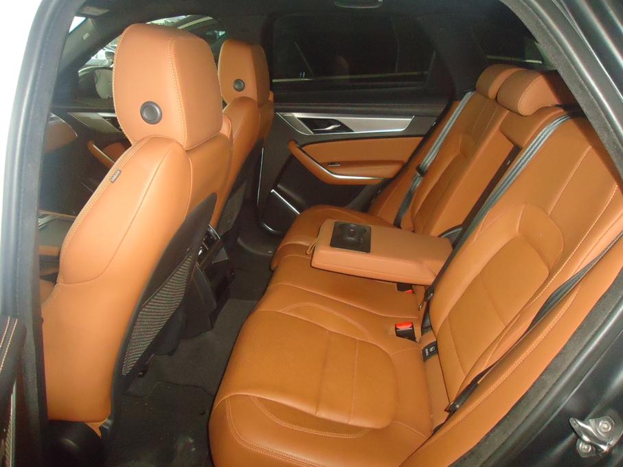 JAGUAR F-Pace - Foto