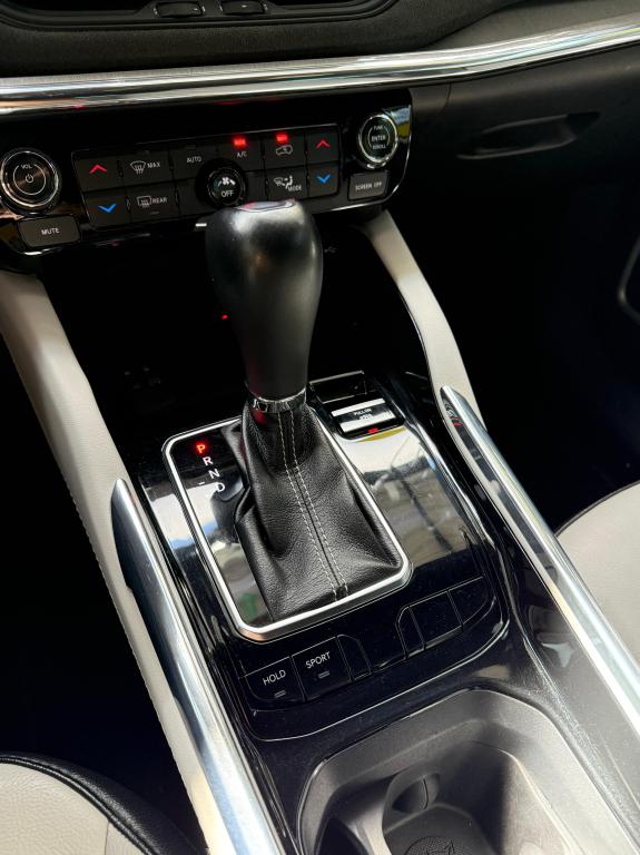 JEEP Commander - Foto