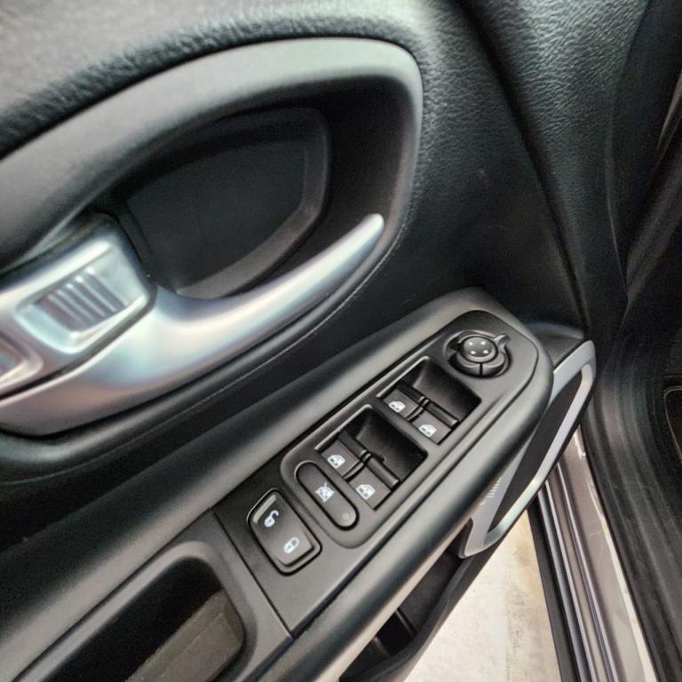 JEEP Renegade - Foto