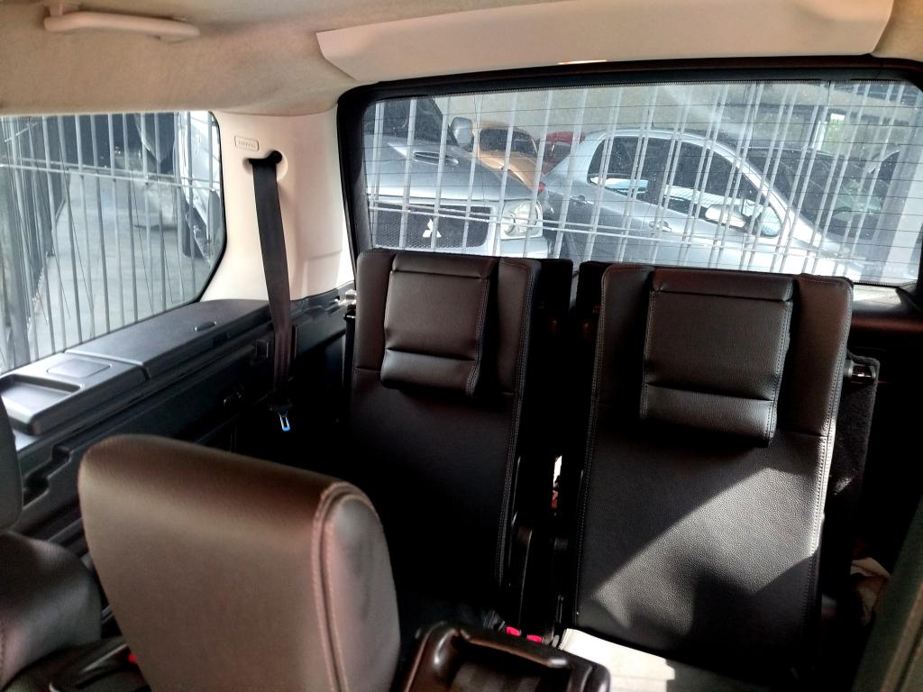 LAND ROVER Discovery 4 - Foto