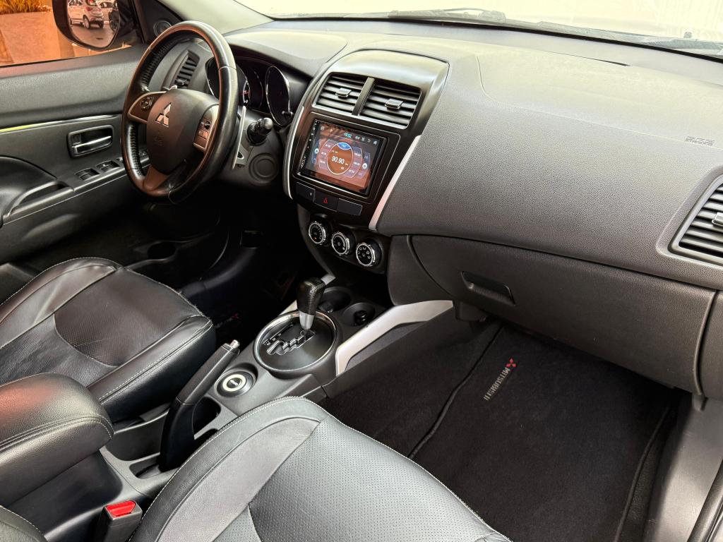 MITSUBISHI ASX - Foto