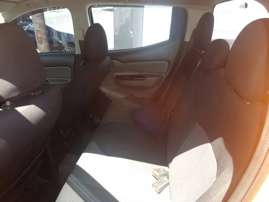 MITSUBISHI L 200 Savana - Foto