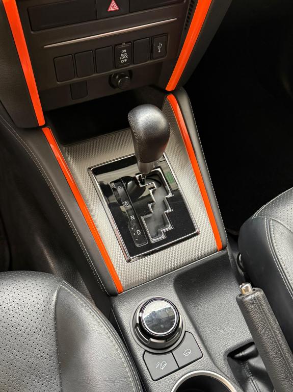 MITSUBISHI L 200 Triton - Foto