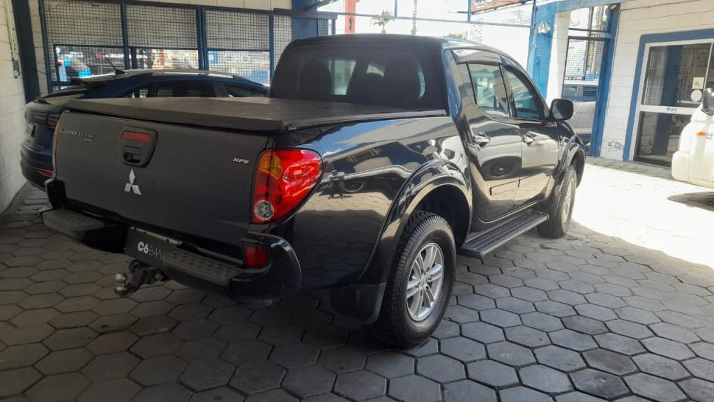 MITSUBISHI L 200 Triton - Foto