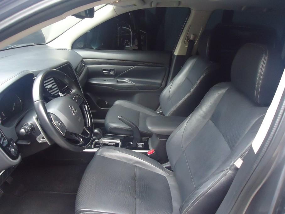 MITSUBISHI Outlander - Foto