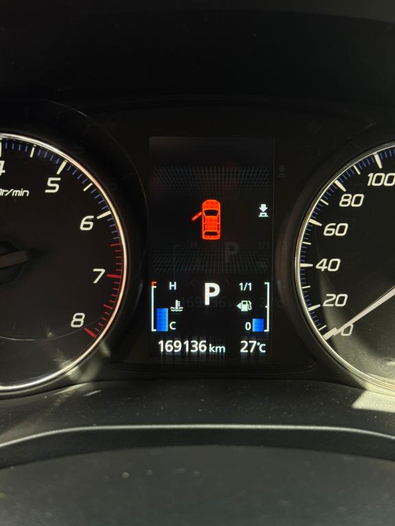 MITSUBISHI Outlander - Foto