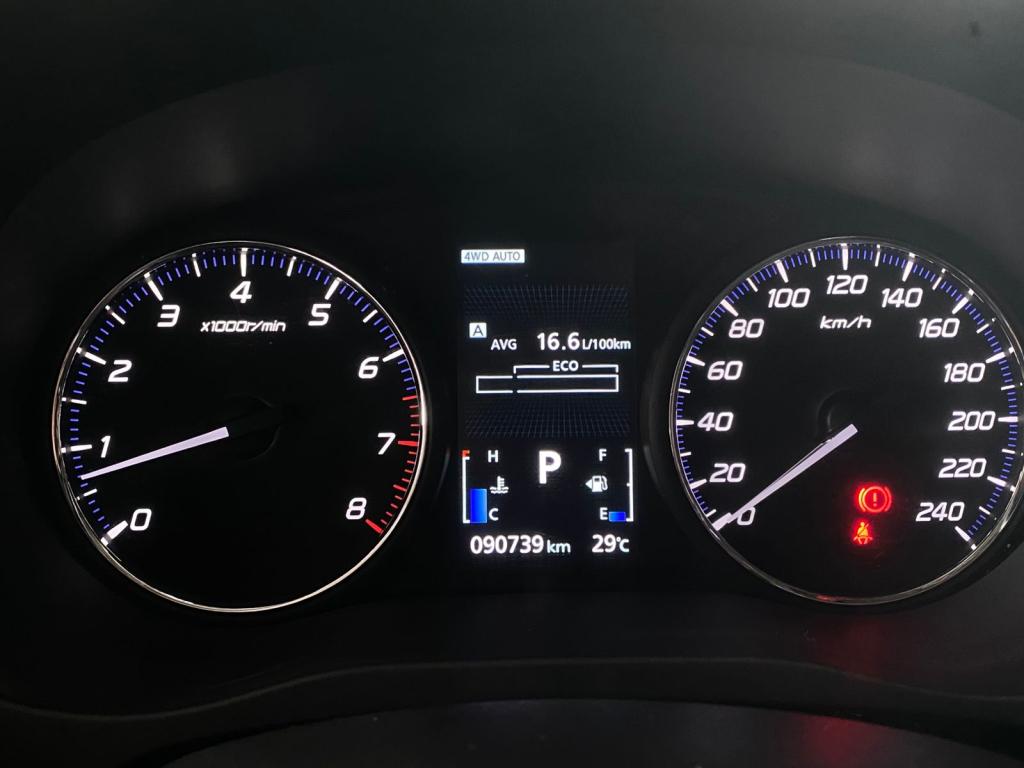 MITSUBISHI Outlander - Foto