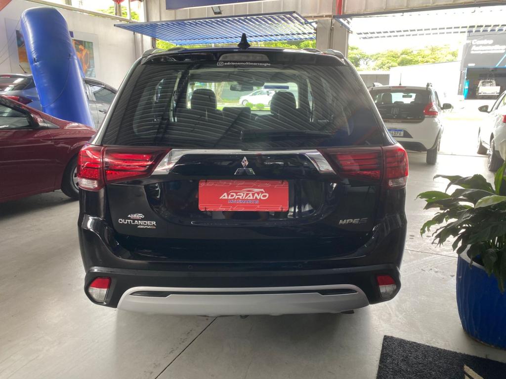 MITSUBISHI Outlander - Foto