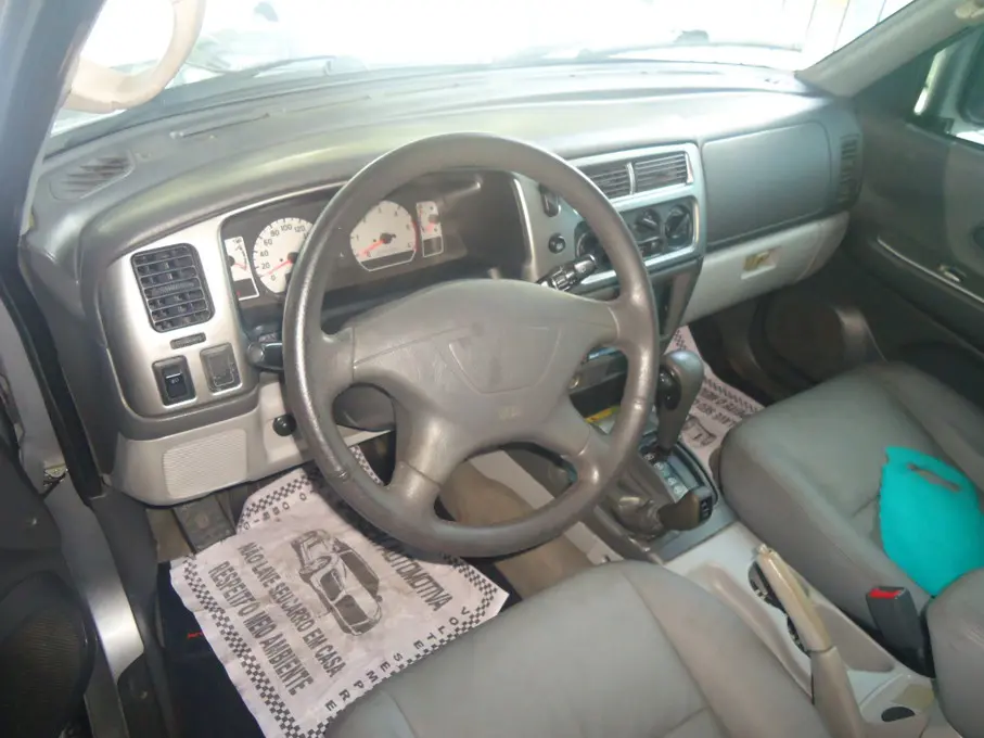 MITSUBISHI Pajero Sport - Foto