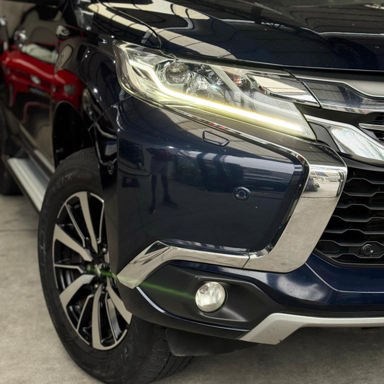 MITSUBISHI Pajero Sport - Foto