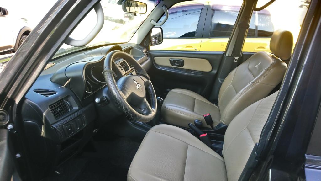 MITSUBISHI Pajero TR4 - Foto