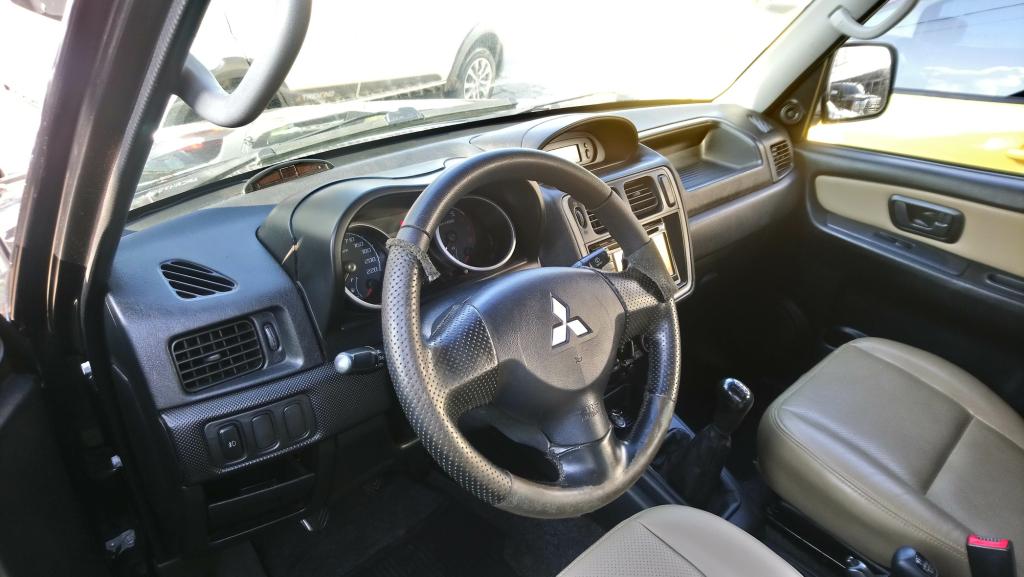 MITSUBISHI Pajero TR4 - Foto