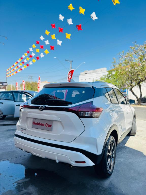 NISSAN Kicks - Foto