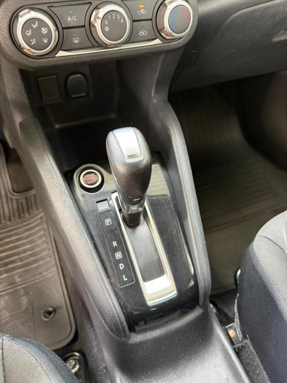 NISSAN Kicks - Foto