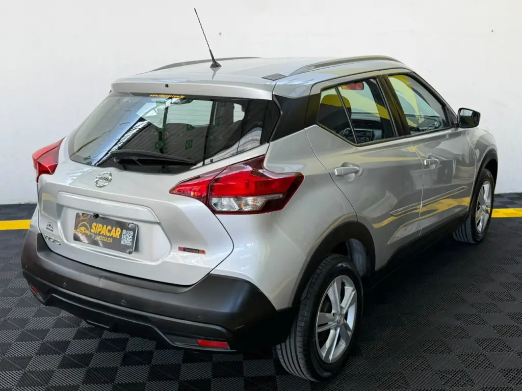 NISSAN Kicks - Foto