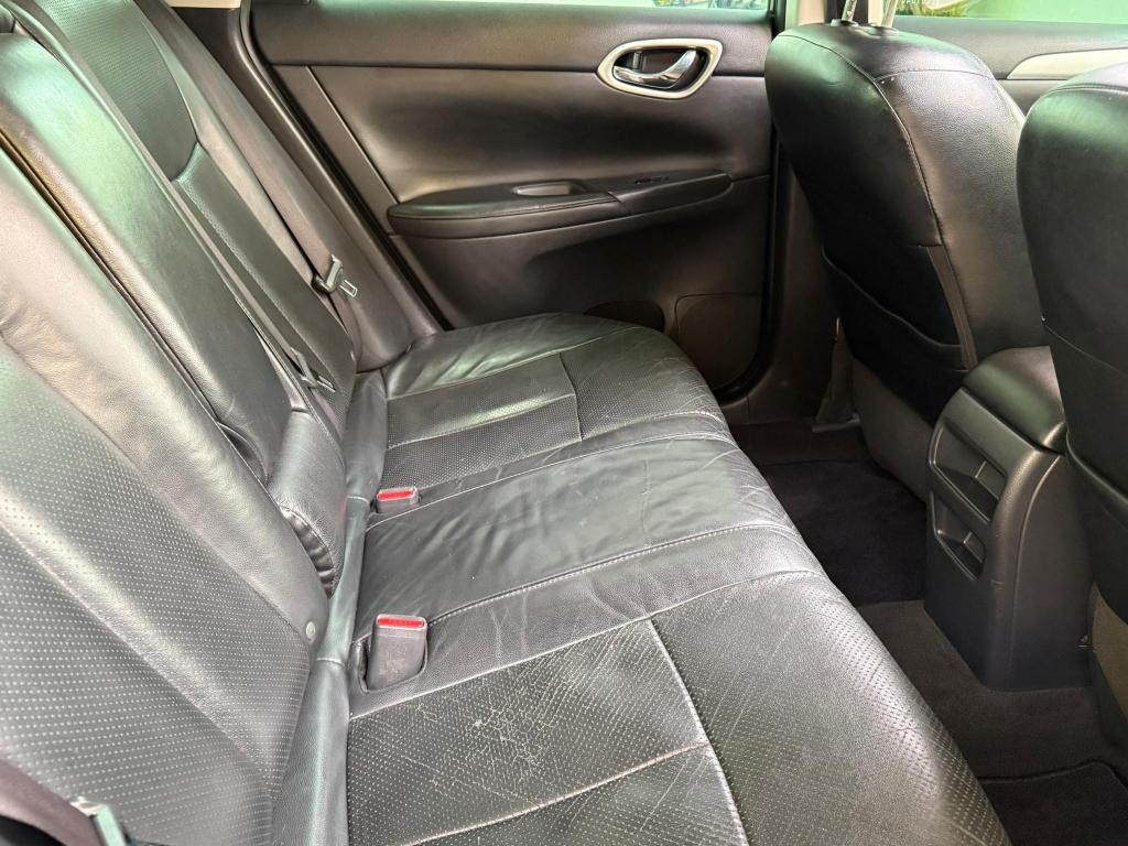 NISSAN Sentra - Foto