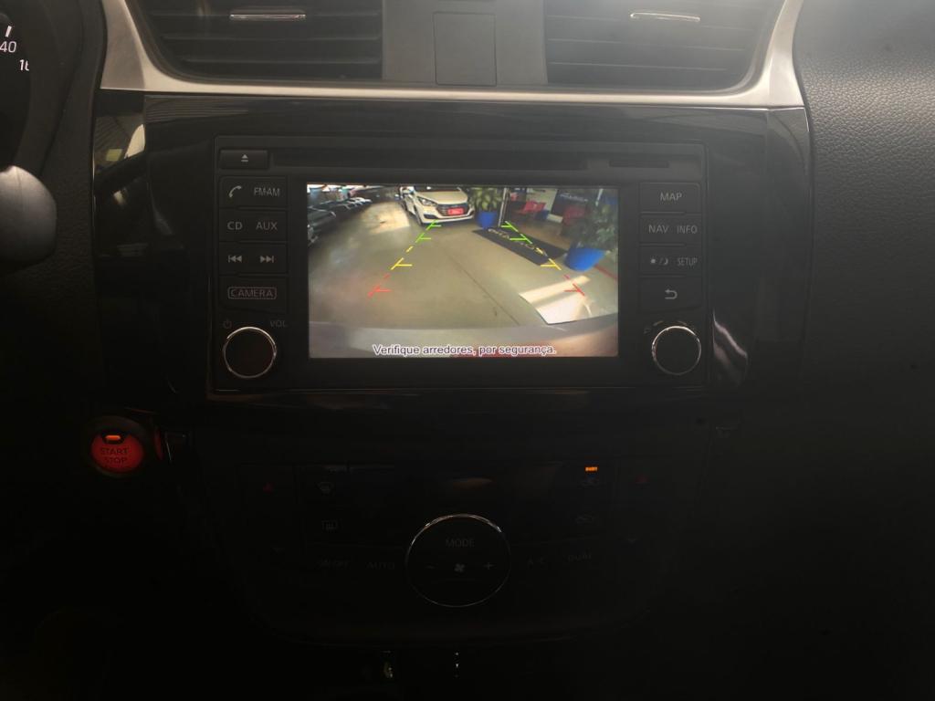 NISSAN Sentra - Foto