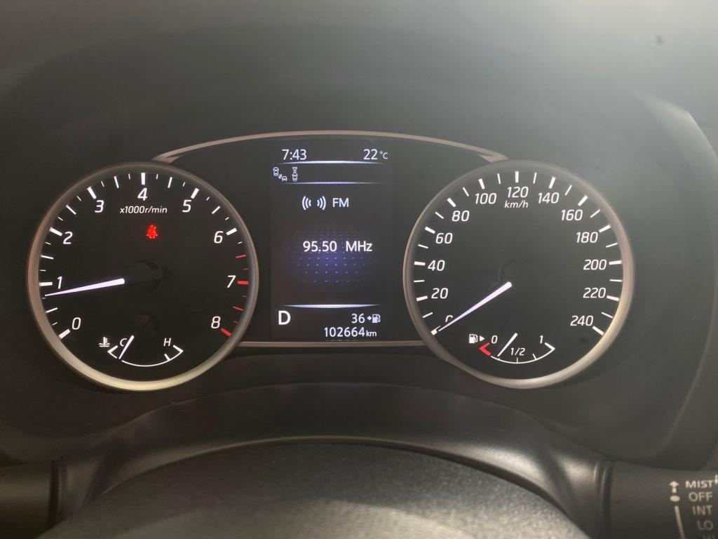 NISSAN Sentra - Foto