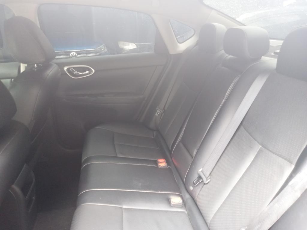 NISSAN Sentra - Foto