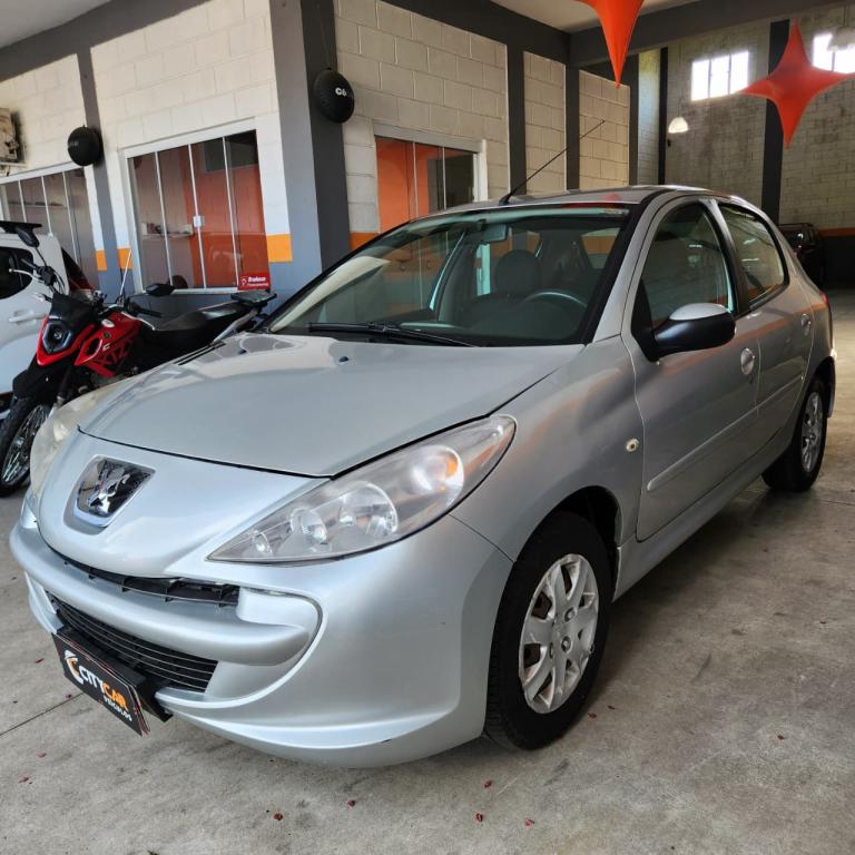 PEUGEOT 207 Hatch - Foto