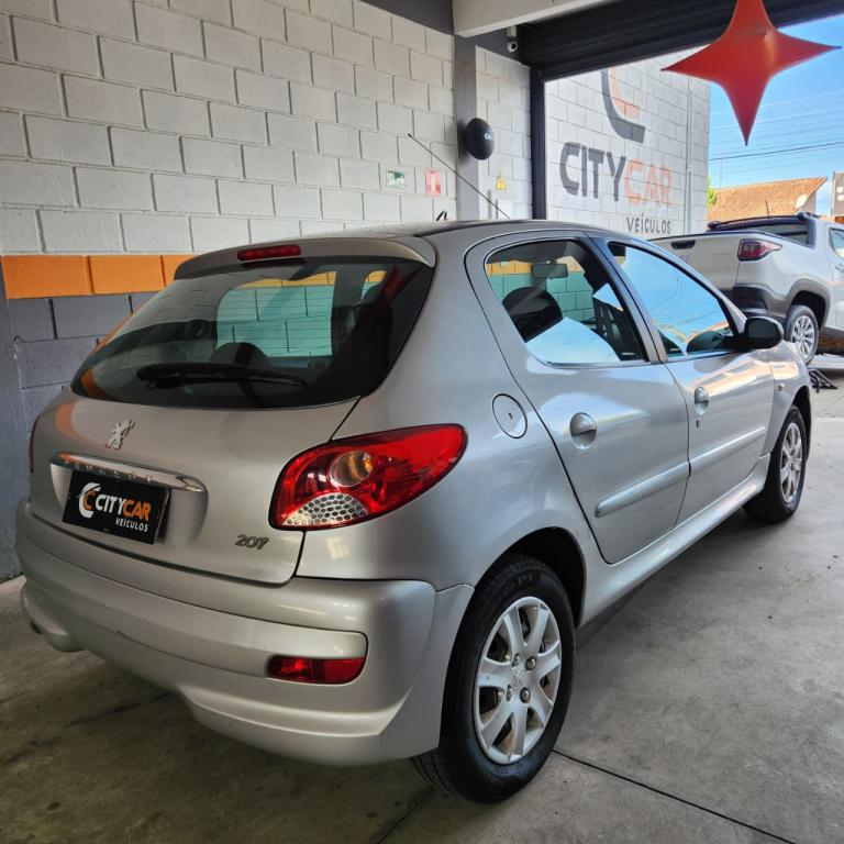 PEUGEOT 207 Hatch - Foto
