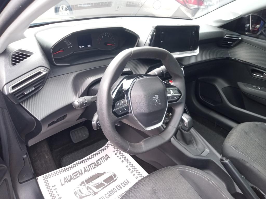 PEUGEOT 208 - Foto