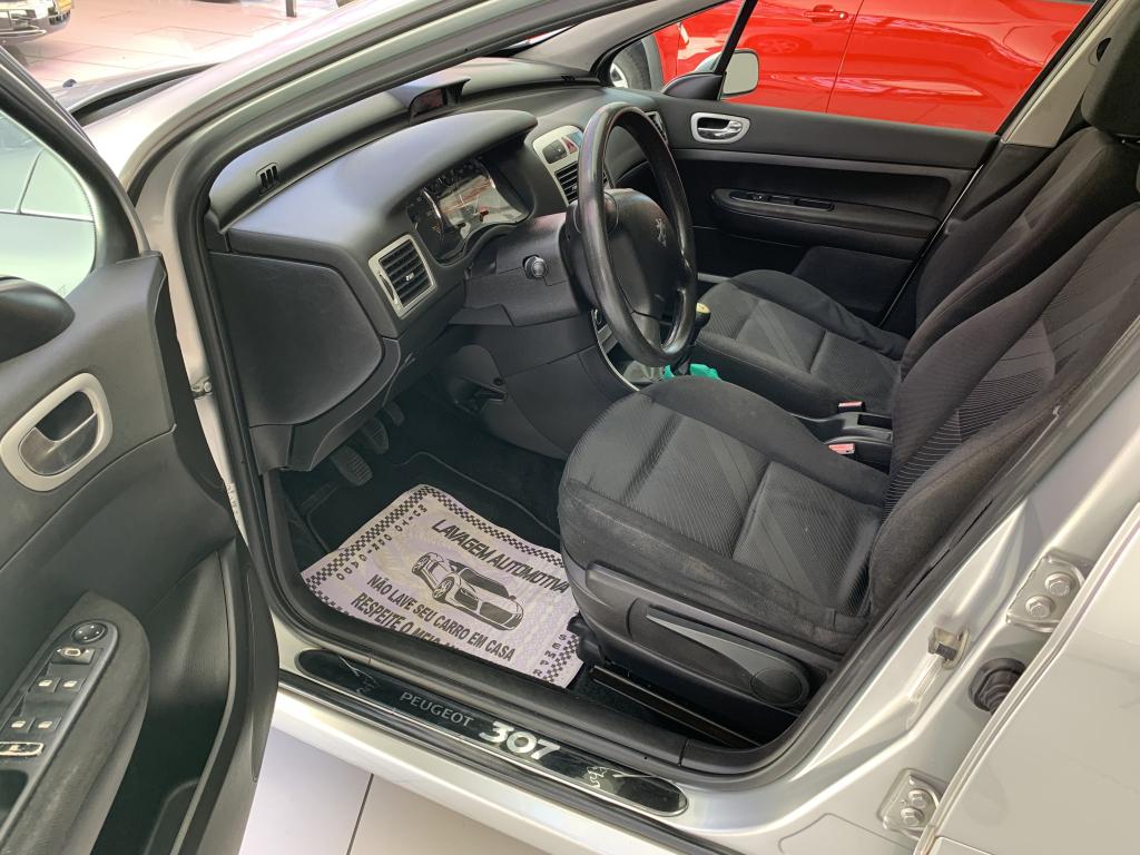 PEUGEOT 307 Hatch - Foto