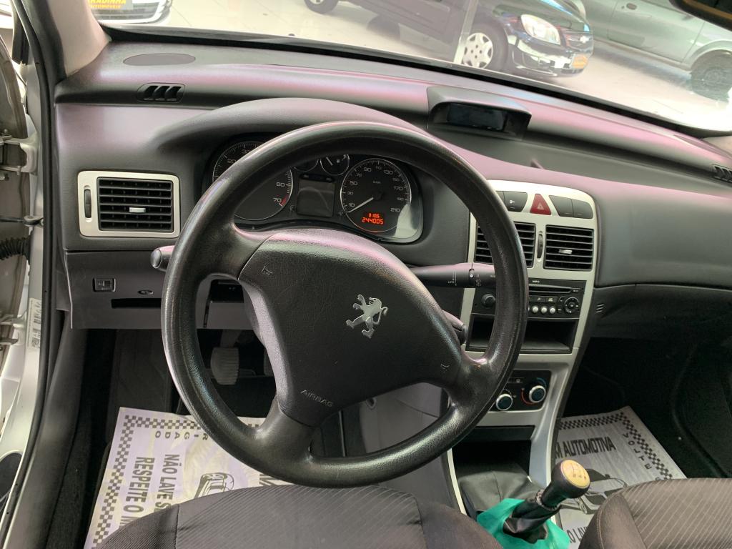 PEUGEOT 307 Hatch - Foto