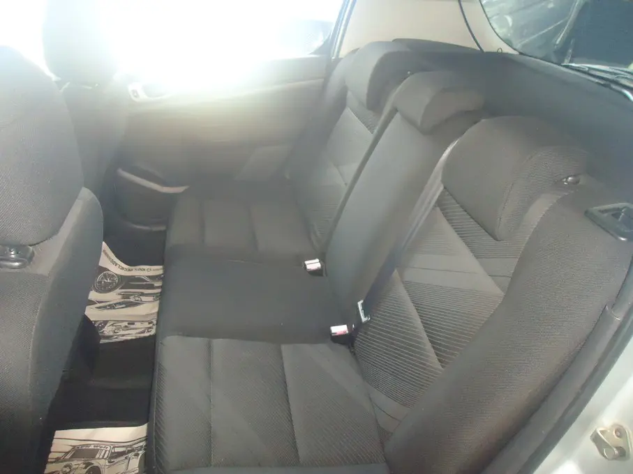 PEUGEOT 307 Hatch - Foto