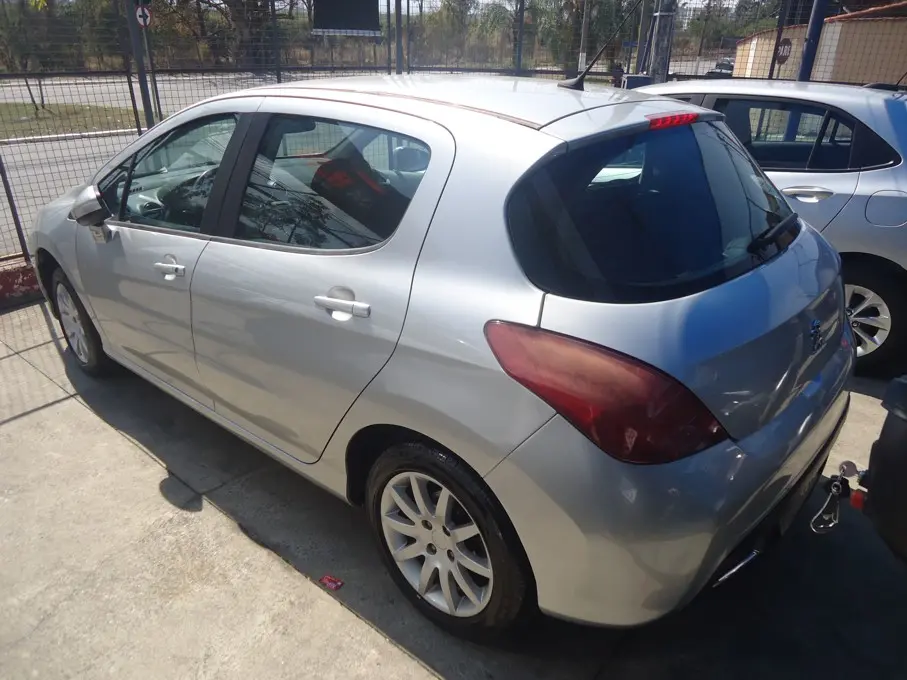 PEUGEOT 308 - Foto