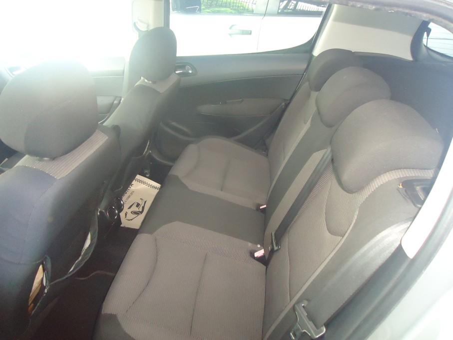 PEUGEOT 308 - Foto
