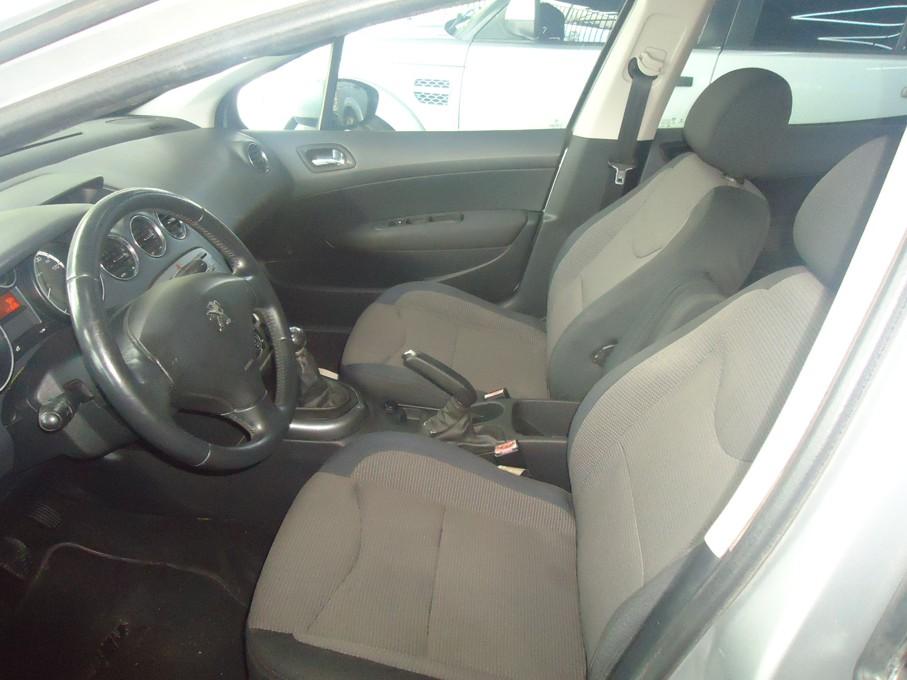 PEUGEOT 308 - Foto
