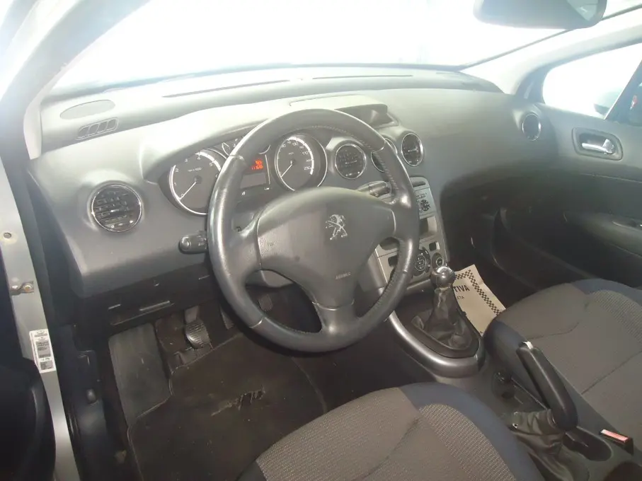 PEUGEOT 308 - Foto